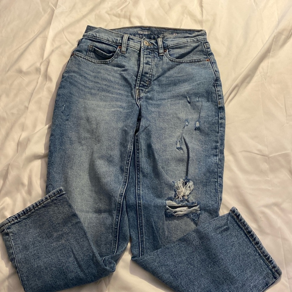 Old Navy Petite Extra High-Rise Curvy OG Straight Distressed Jeans